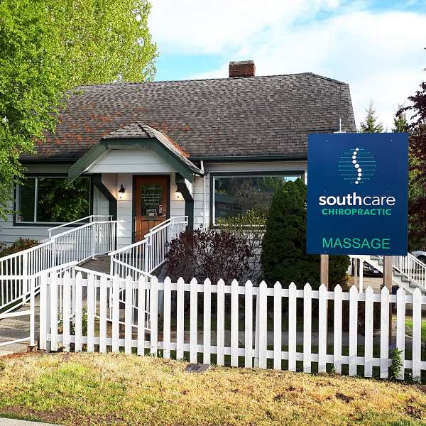 The exterior view of SouthCare Chiropractic, located at 512 Campbell Street